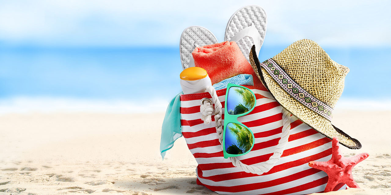 Beach bag on the sand | summer scanning